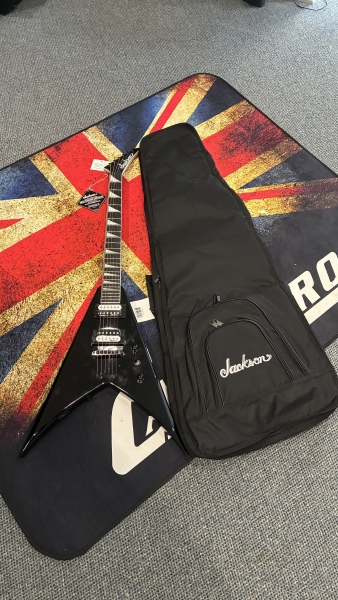 Jackson JS32T King V AH BK - Bunlde inkl. Gigbag - NEU