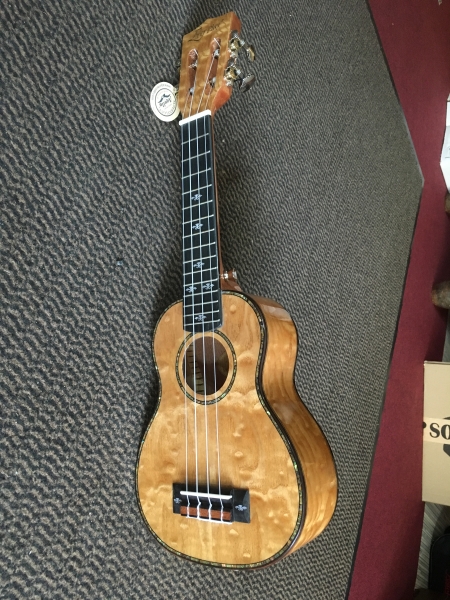 Ukulele Sopran UK-LA8-21